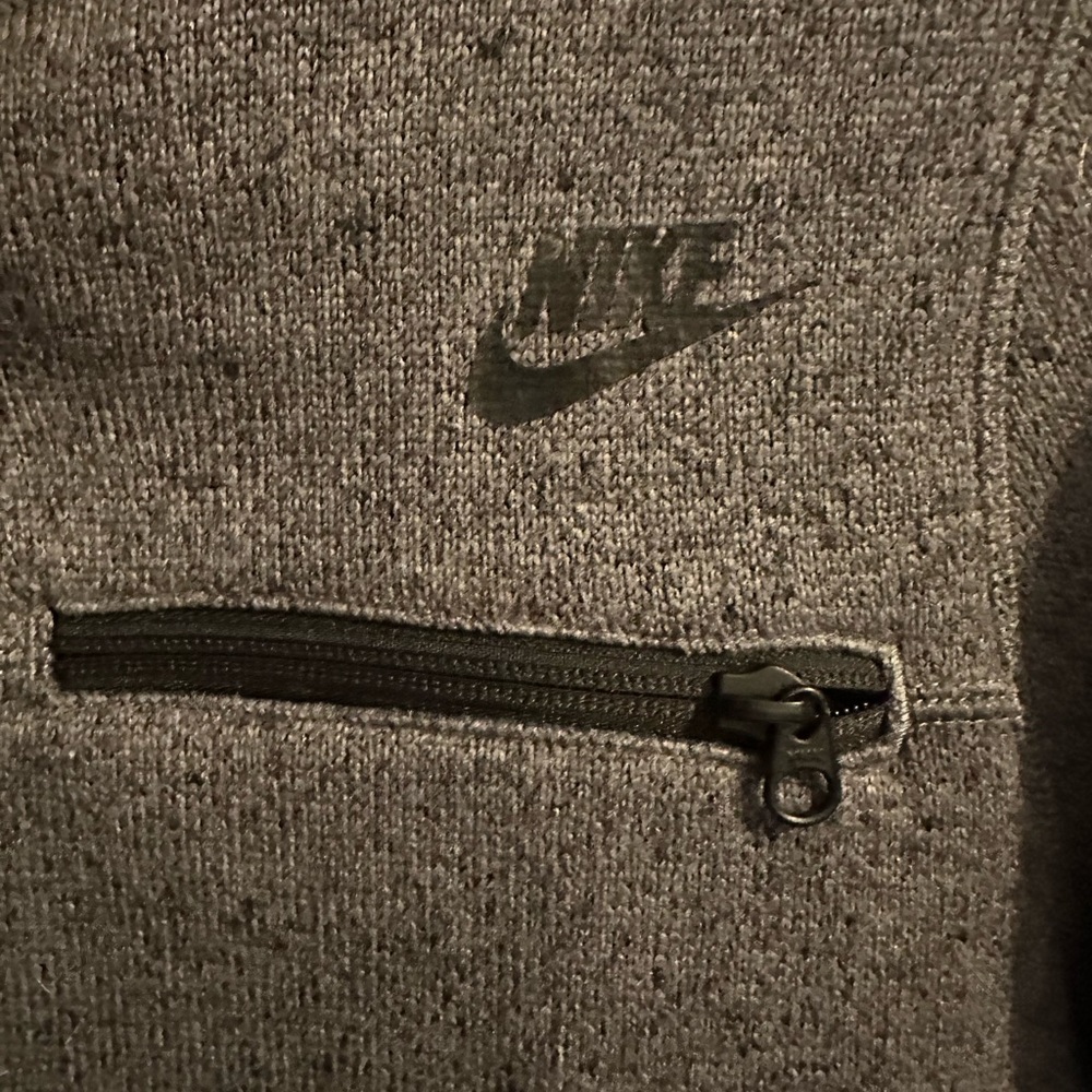 Nike hoodie - Picture 3 of 3